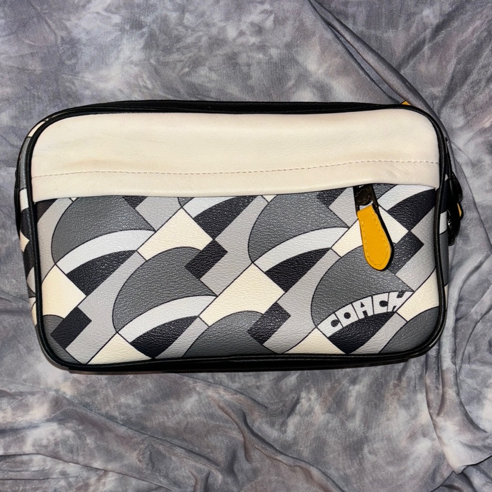 Coach Men's Geometric Black and Gray Bag